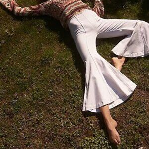 Free People - We the Free White Pull On Denim Flared Pants
